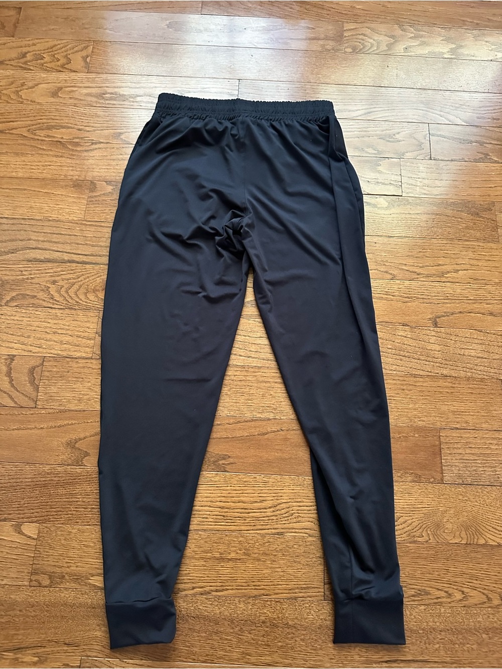 NWOT Under Armour Women’s Super Light Heat Gear Tech Pants XS Black Joggers - Picture 5 of 5